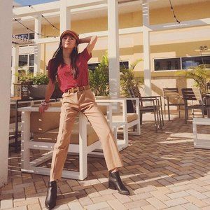Classy Business Ann Taylor Khaki Pants